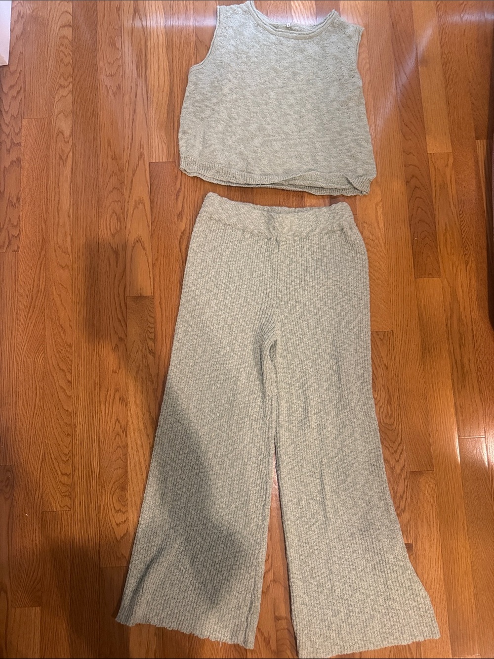 Ribbed Wide-Leg Knit Pants — Light Gray